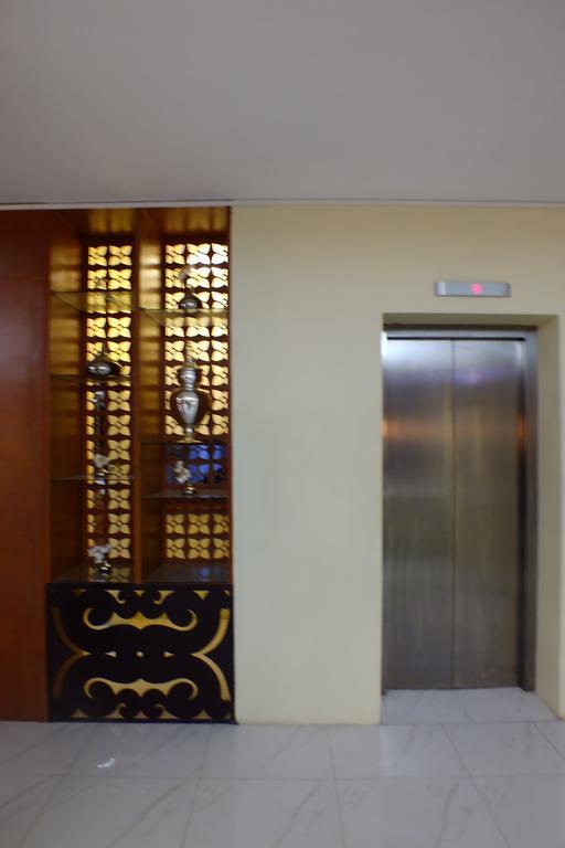Oway Grand Hotel Mandalay Exterior photo