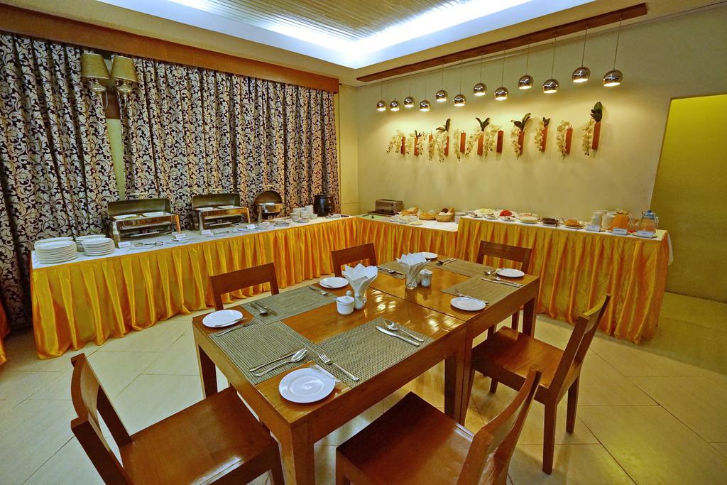 Oway Grand Hotel Mandalay Exterior photo